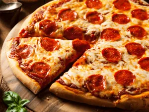 Ultimate Pepperoni Pizza - Large